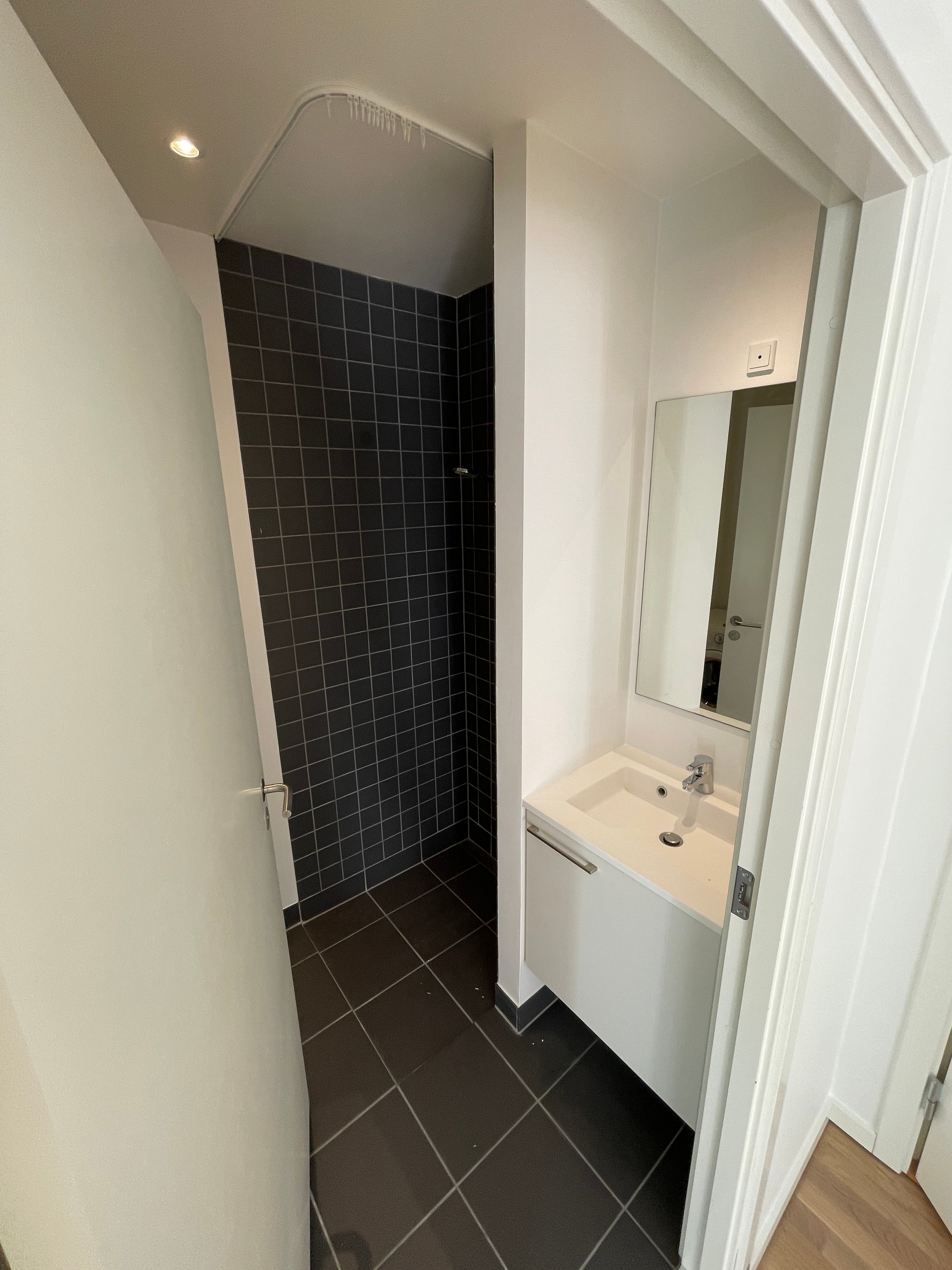 Image 5 of apartment