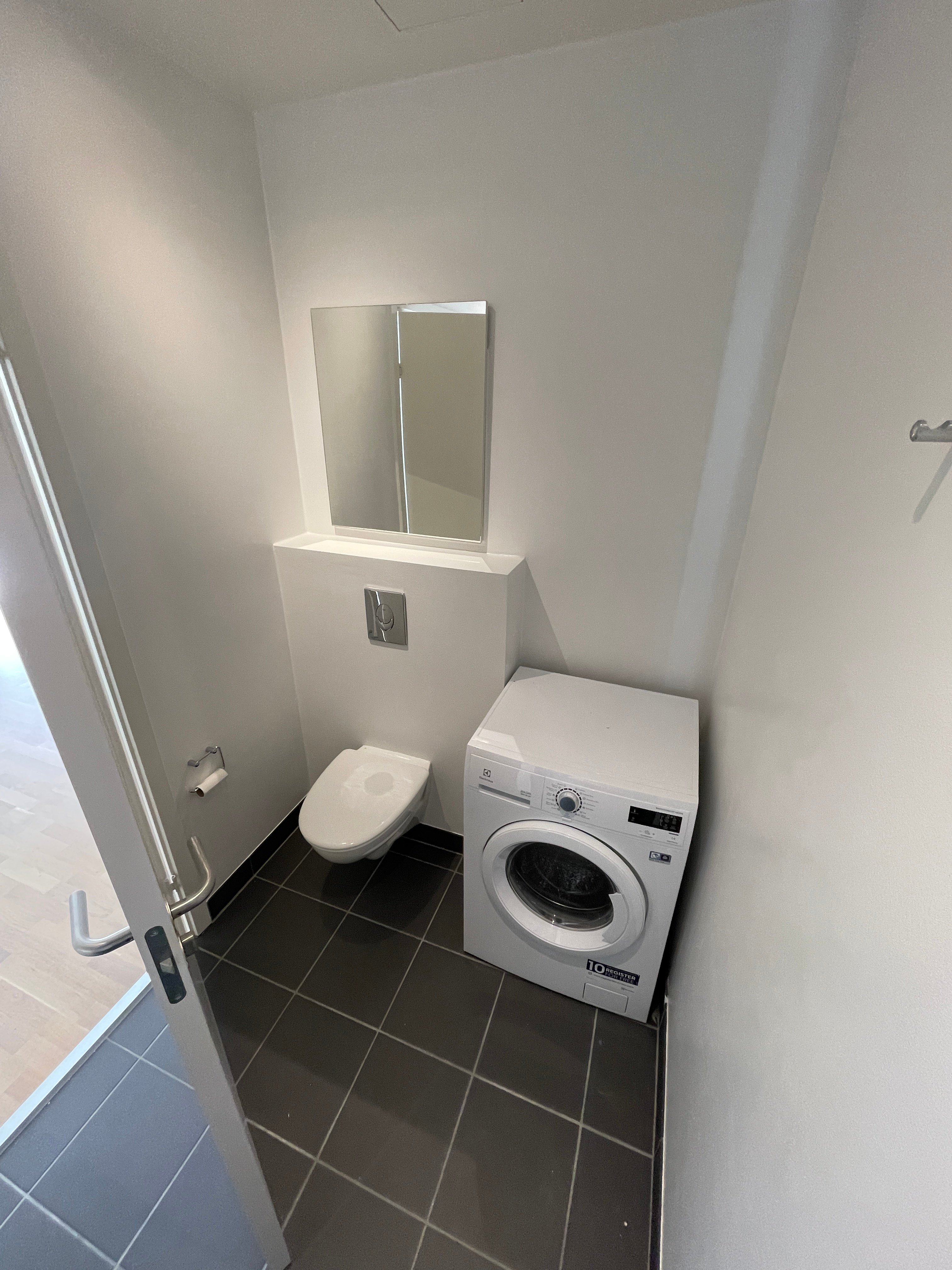 Image 6 of apartment