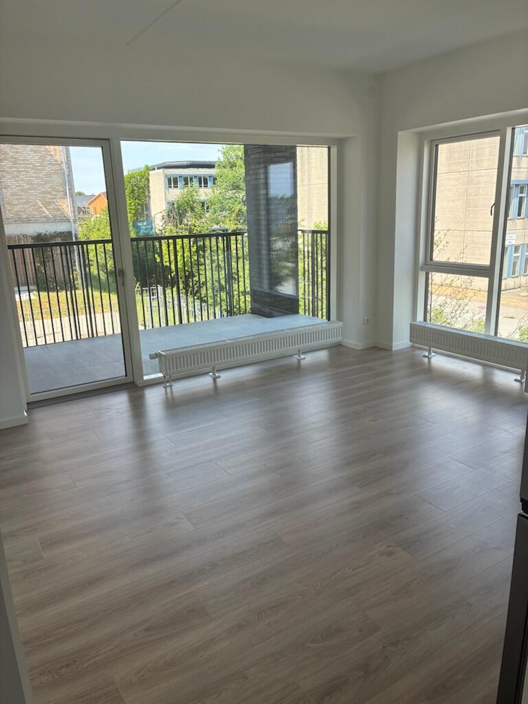 Image 4 of apartment