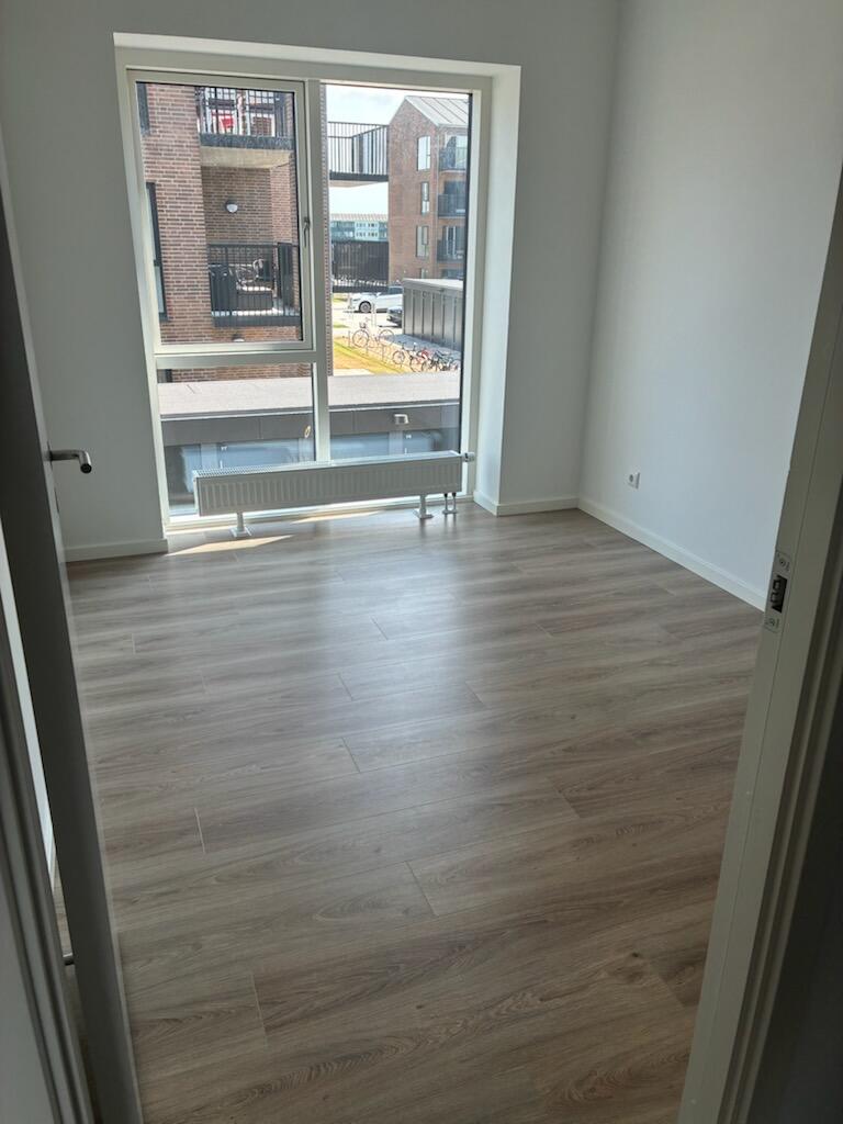 Image 9 of apartment