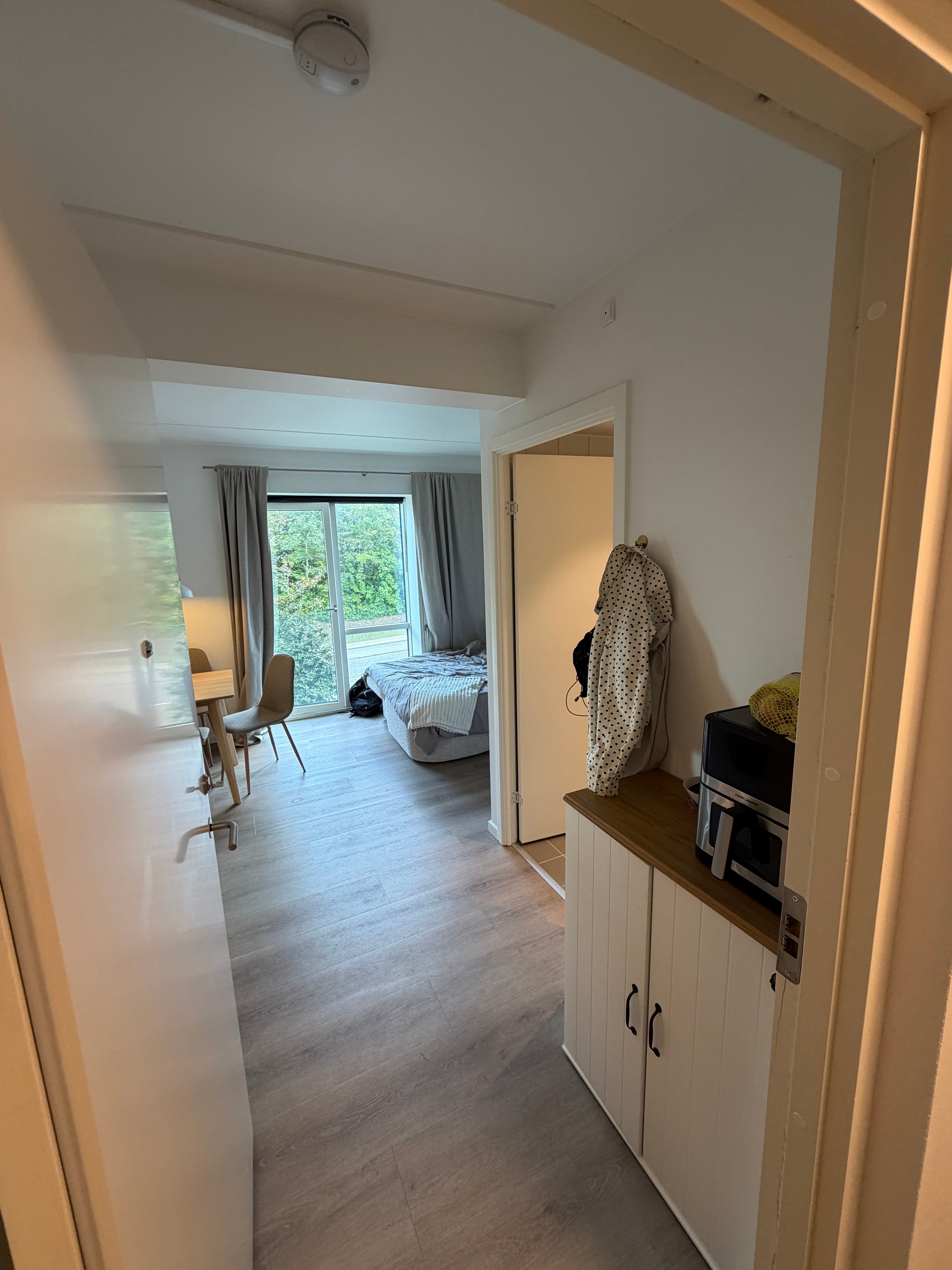 Image 2 of apartment
