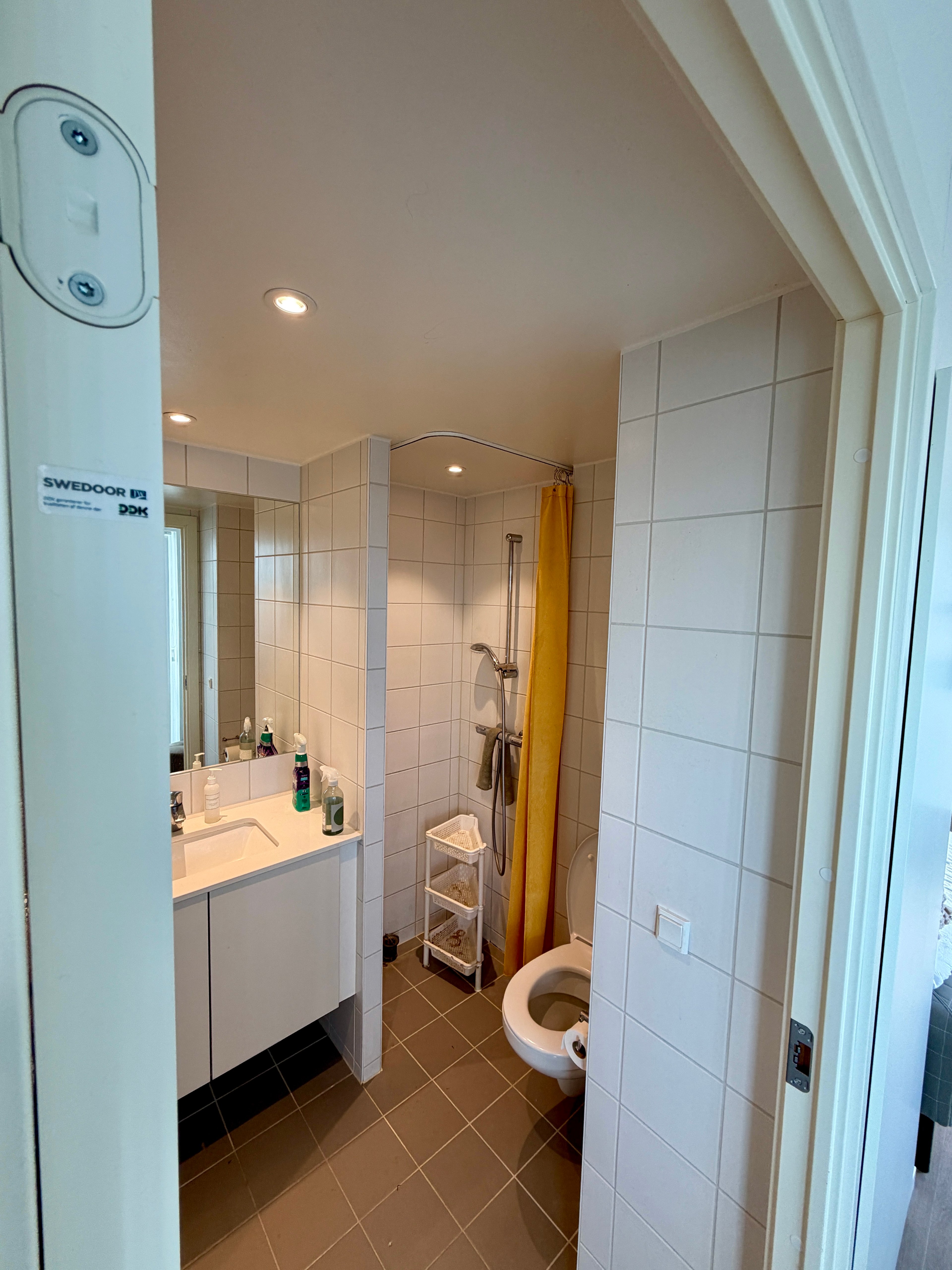 Image 8 of apartment