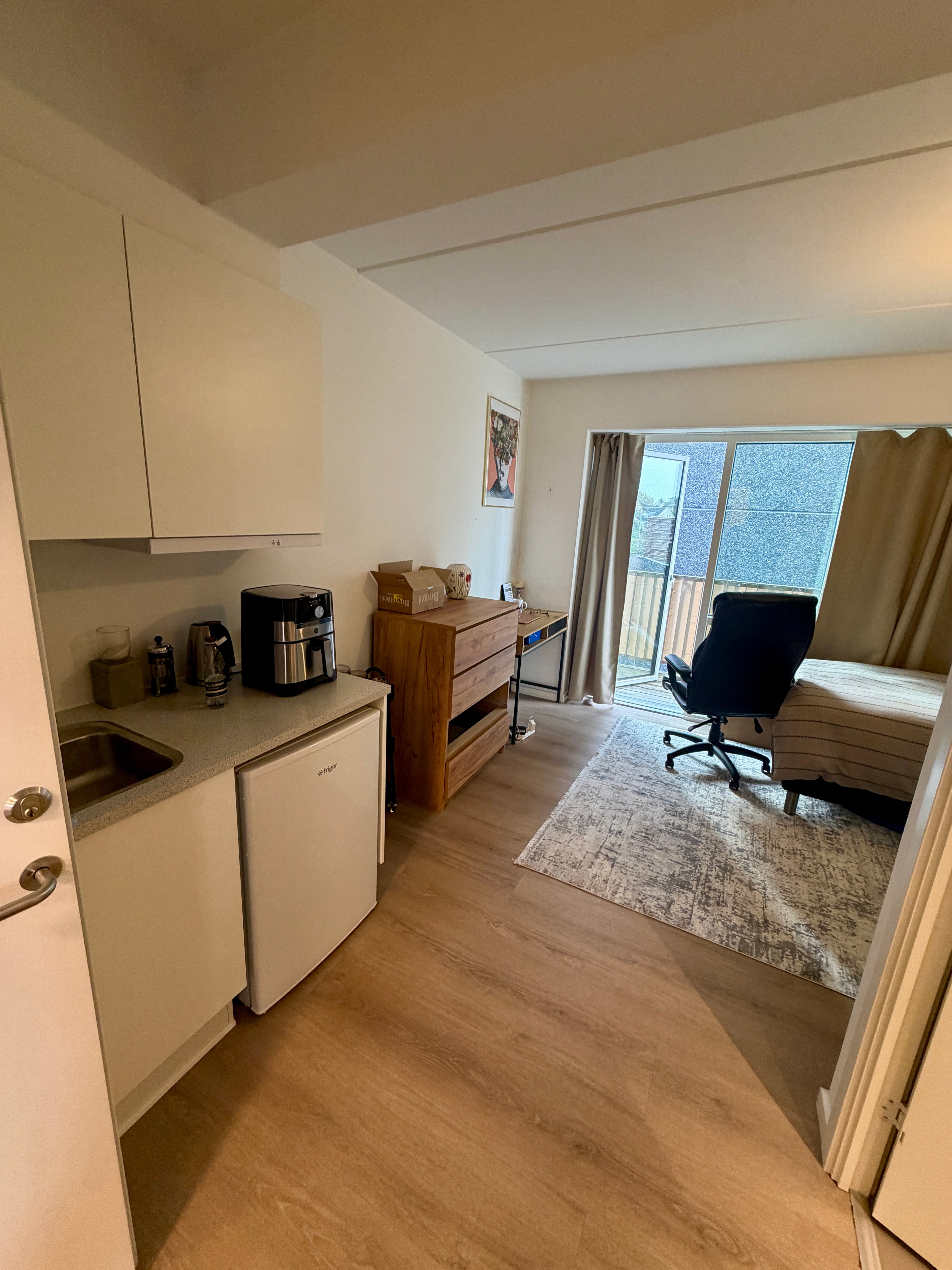 Image 3 of apartment