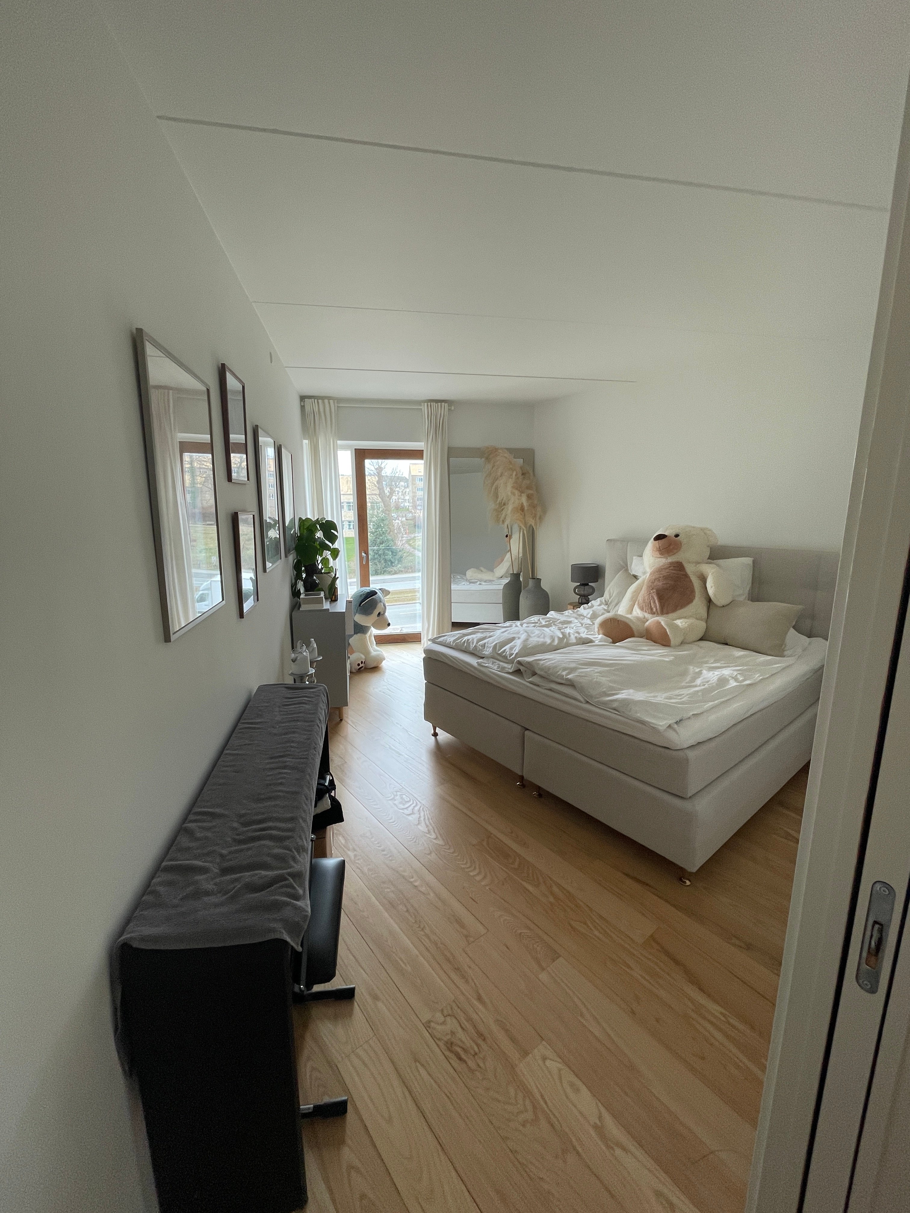 Image 8 of apartment