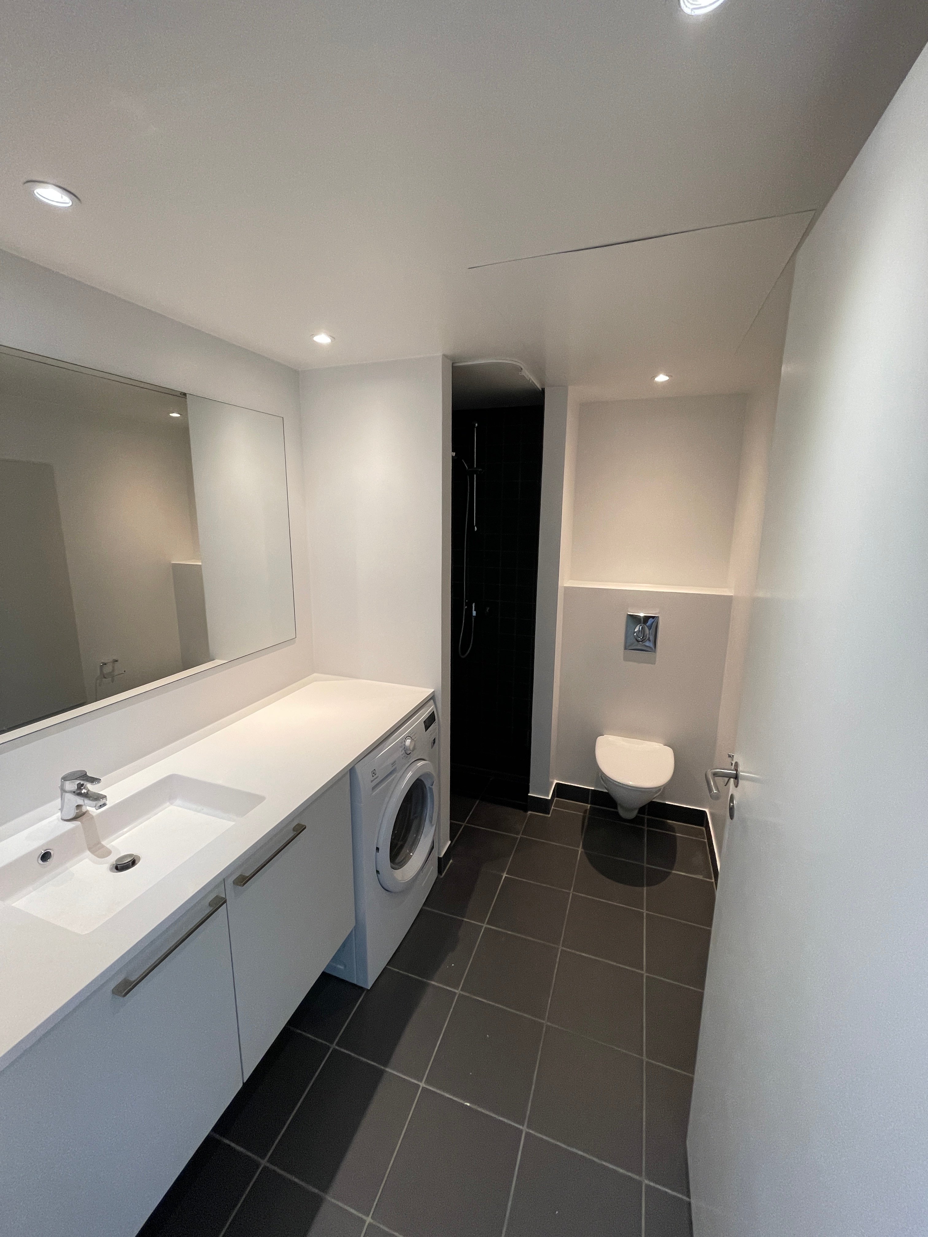 Image 7 of apartment