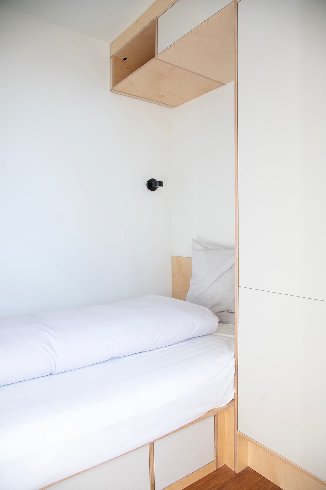 Image 1 of room