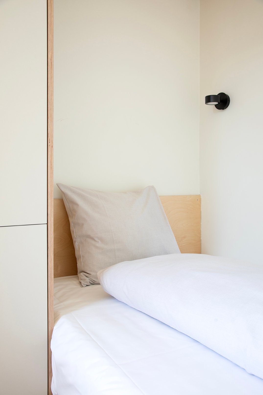 Image 2 of room